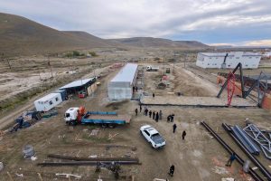 Claudio Vidal recorrió obras e instituciones de Puerto Santa Cruz y reafirmó el compromiso con el desarrollo local