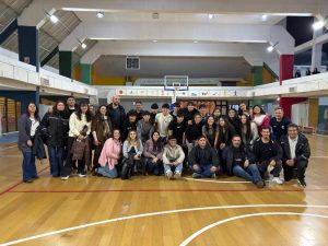 Claudio Vidal recorrió obras e instituciones de Puerto Santa Cruz y reafirmó el compromiso con el desarrollo local