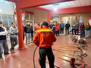 Más de 25 personas participaron del Curso Básico de Combatiente de Incendios Forestales en la Cuenca Carbonífera