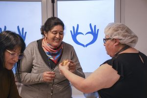 Centro Recuerdos Compartidos: Adultos Mayores participaron de un taller de cocina saludable