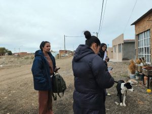 Puerto Santa Cruz: Desarrollo Social recorrió barrios, relevó demandas de familias y titulares de derecho