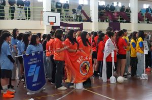Con 16 colegios participantes, se presentó el 2° Torneo Intercolegial de Fútbol Femenino en Río Gallegos