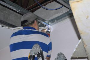Se avanza con tareas de mantenimiento en la Escuela N°73 de El Calafate