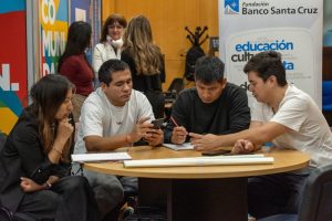 El programa “Transformar la Secundaria” continúa fortaleciendo la enseñanza de la Matemática en Santa Cruz