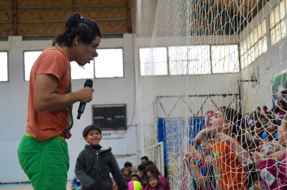 Caleta Olivia celebró la fiesta de los Jardines de Infantes con un multitudinario encuentro de la comunidad educativa