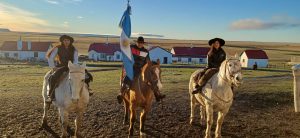 Con profundo sentido patrio, las escuelas rurales de Santa Cruz celebraron el 25 de Mayo