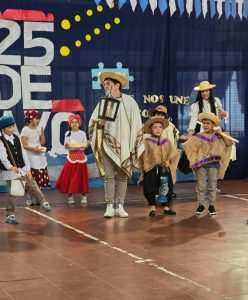 Con profundo sentido patrio, las escuelas rurales de Santa Cruz celebraron el 25 de Mayo