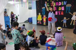Realizaron una jornada recreativa de peinados locos en el Jardín de Infantes N° 45 de Río Turbio