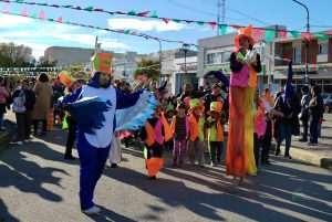 Caleta Olivia se vistió de fiesta y color para celebrar el Día de los Jardines de Infantes