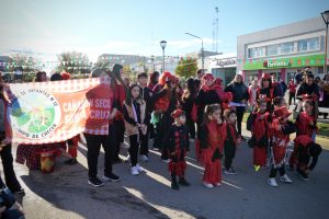Caleta Olivia se vistió de fiesta y color para celebrar el Día de los Jardines de Infantes