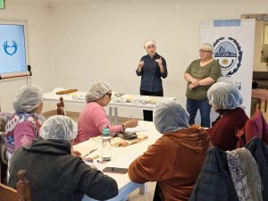 Se realizó taller de pastelería para Adultos Mayores en Recuerdos Compartidos