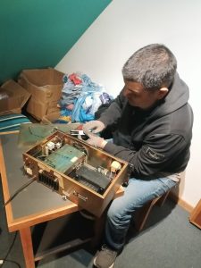 El Chaltén: Telecomunicaciones realizó tareas de mantenimiento en repetidora de LU14 Radio Provincia