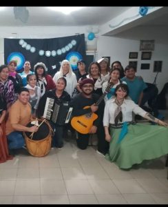 Caleta Olivia: Infancias y adultos mayores compartieron un patio criollo para celebrar el 25 de Mayo
