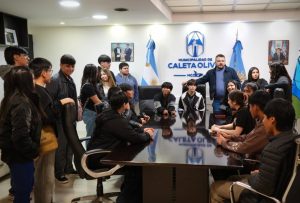 Educación y el municipio de Caleta Olivia impulsan pasantías laborales para estudiantes secundarios