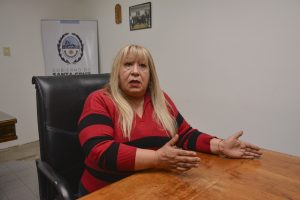 Plan Invernal: Protección Civil y Desarrollo Social asistieron a 24 familias con la entrega de leña