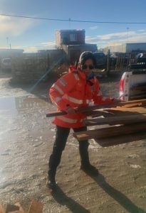 Plan Invernal: Protección Civil y Desarrollo Social asistieron a 24 familias con la entrega de leña