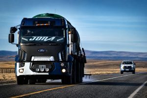 Vialidad Provincial realizó tareas de riego de líquido antihielo sobre la Ruta Nacional N° 40