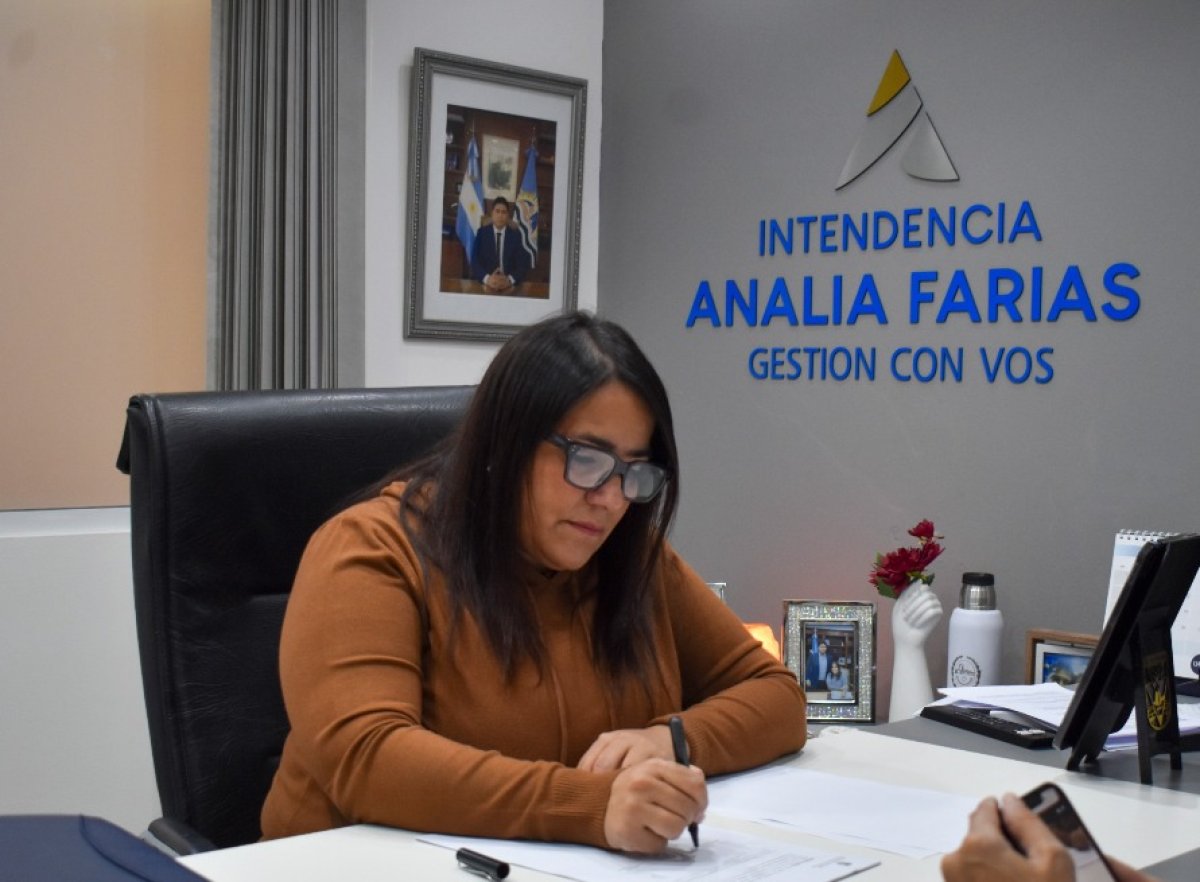 Farías respaldó la Ley de Financiamiento Estratégico: “Es para reactivar la economía y generar trabajo, por eso les pido a los diputados que sean leales al pueblo”