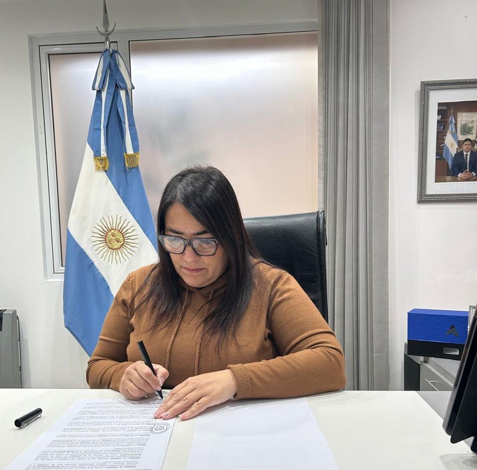Farías respaldó la Ley de Financiamiento Estratégico: “Es para reactivar la economía y generar trabajo, por eso les pido a los diputados que sean leales al pueblo”