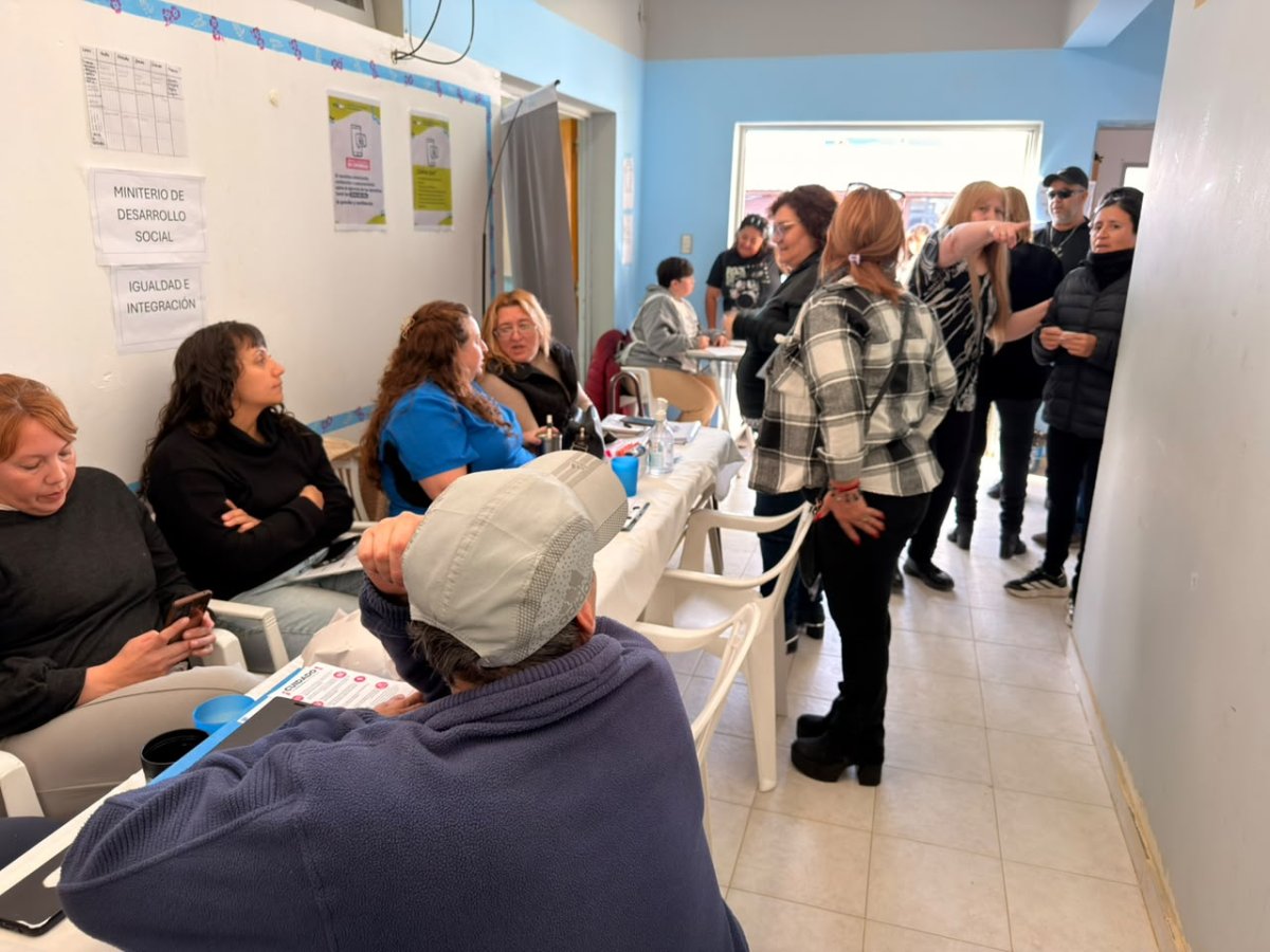 Caleta Olivia: exitosa jornada intersectorial acercó servicios, trámites y asistencia a vecinos del barrio José Koltum