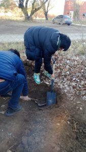 Gobernador Gregores se sumó a la campaña provincial “Compostando en Otoño” con talleres para estudiantes