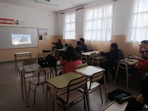 Gobernador Gregores se sumó a la campaña provincial “Compostando en Otoño” con talleres para estudiantes