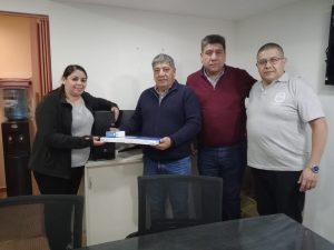 La Secretaría de Trabajo hizo entrega de equipamiento y ropa de trabajo a sus delegaciones