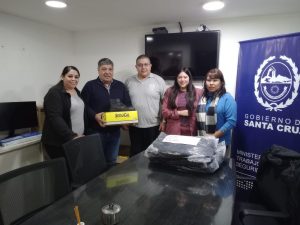 La Secretaría de Trabajo hizo entrega de equipamiento y ropa de trabajo a sus delegaciones