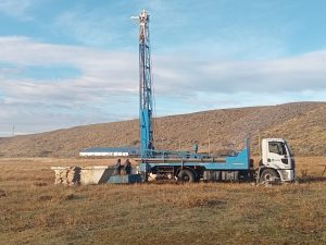 Servicios Públicos inició la construcción de cinco pozos de agua para fortalecer el suministro en Perito Moreno