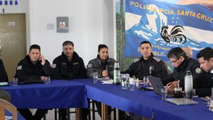 Sigue la negociación salarial para la Policía en la Mesa del Salario