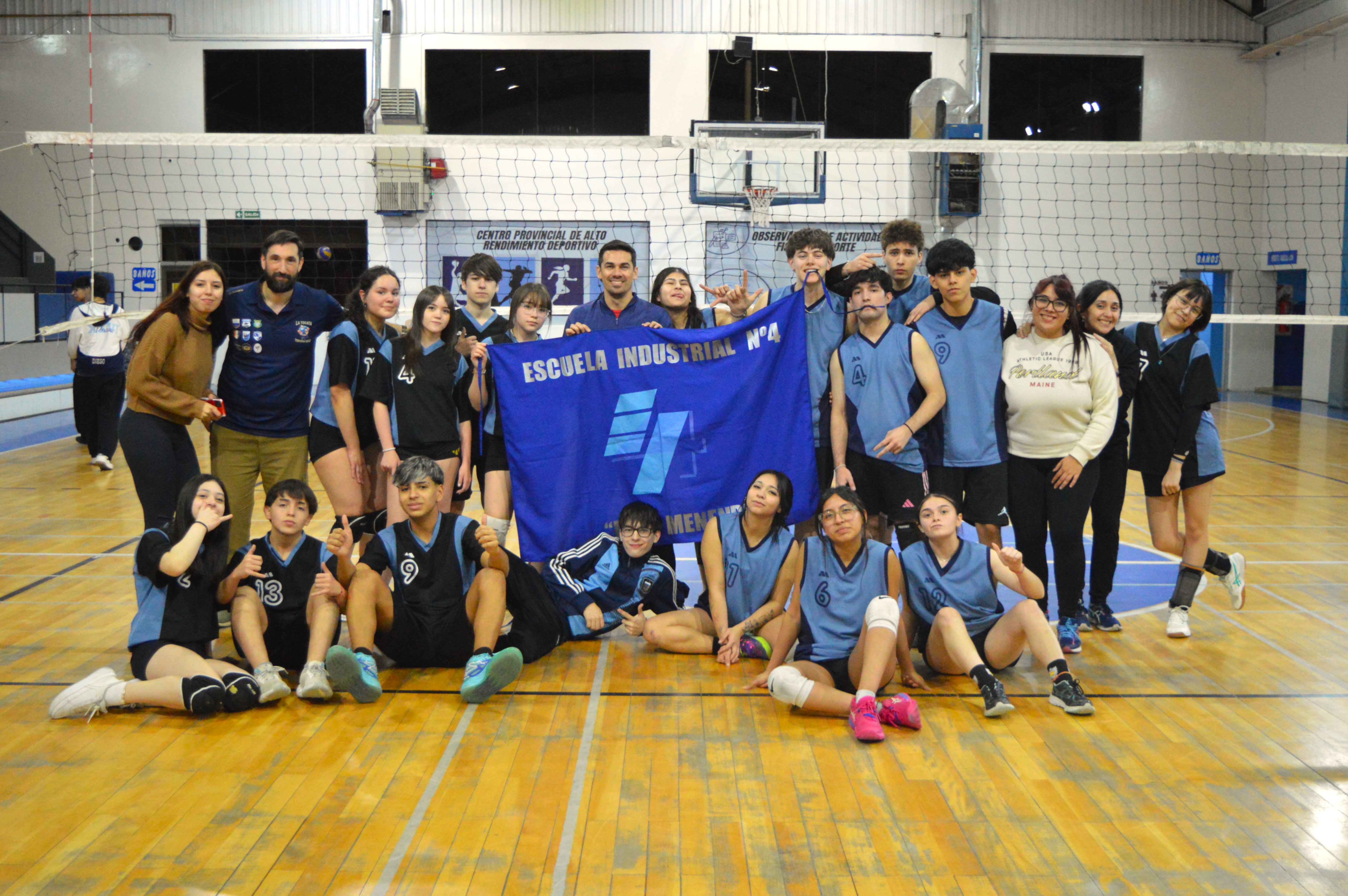 Avanzan los Juegos Estudiantiles con una destacada convocatoria de jóvenes en Río Gallegos
