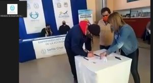 Veinticuatro emprendimientos de 28 de Noviembre fueron fortalecidos por el Gobierno de Santa Cruz