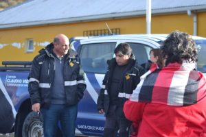 El Gobierno de Santa Cruz entregó una unidad móvil a la Delegación Vial 28 de Noviembre