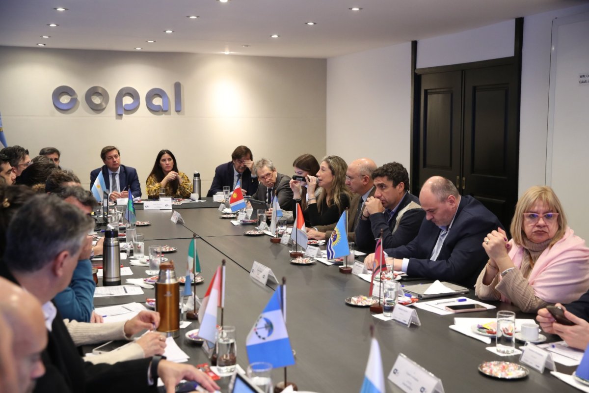 Santa Cruz participó de la VIII Reunión del Consejo Federal de Comercio Interior