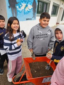 Sustentabilidad en las aulas: Estudiantes de la Escuela Hogar Nº 2 siembran conciencia y cosechan aprendizajes