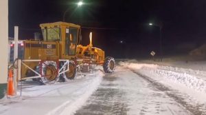 Vialidad Provincial desplegó un amplio operativo tras las nevadas registradas en distintos puntos de Santa Cruz