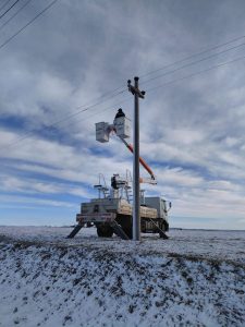 Río Gallegos: Servicios Públicos desplegó un intenso operativo para restablecer el servicio eléctrico tras el temporal