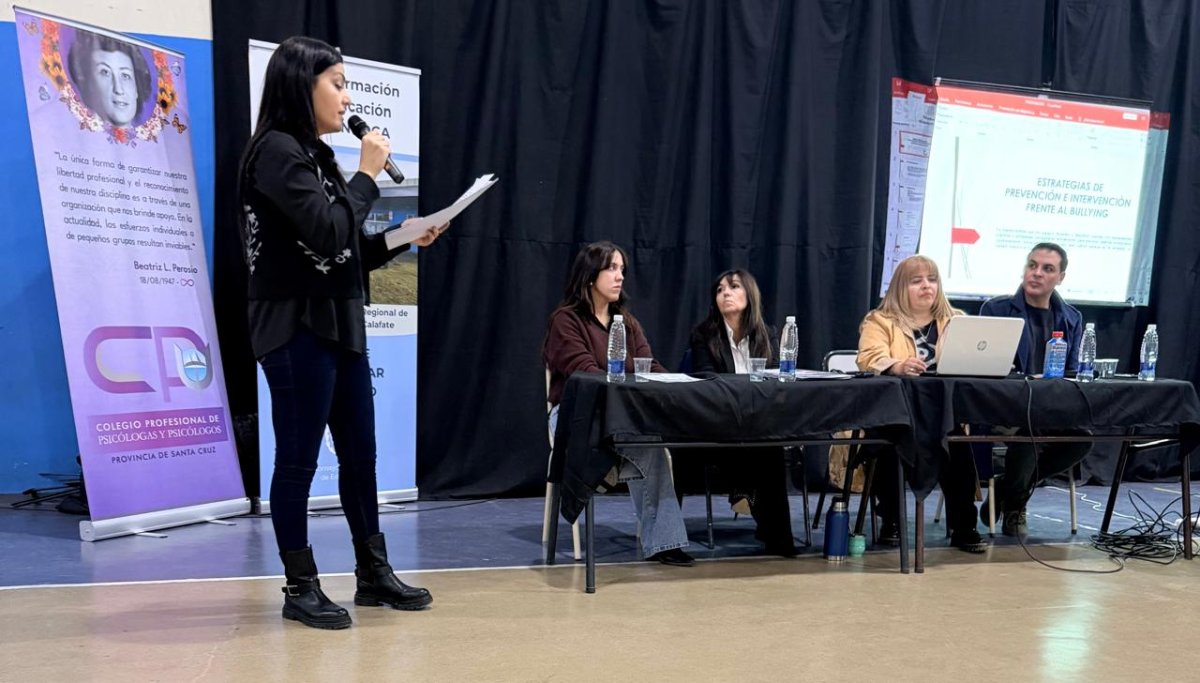 Exitosa jornada de formación docente sobre prevención e intervención frente al bullying