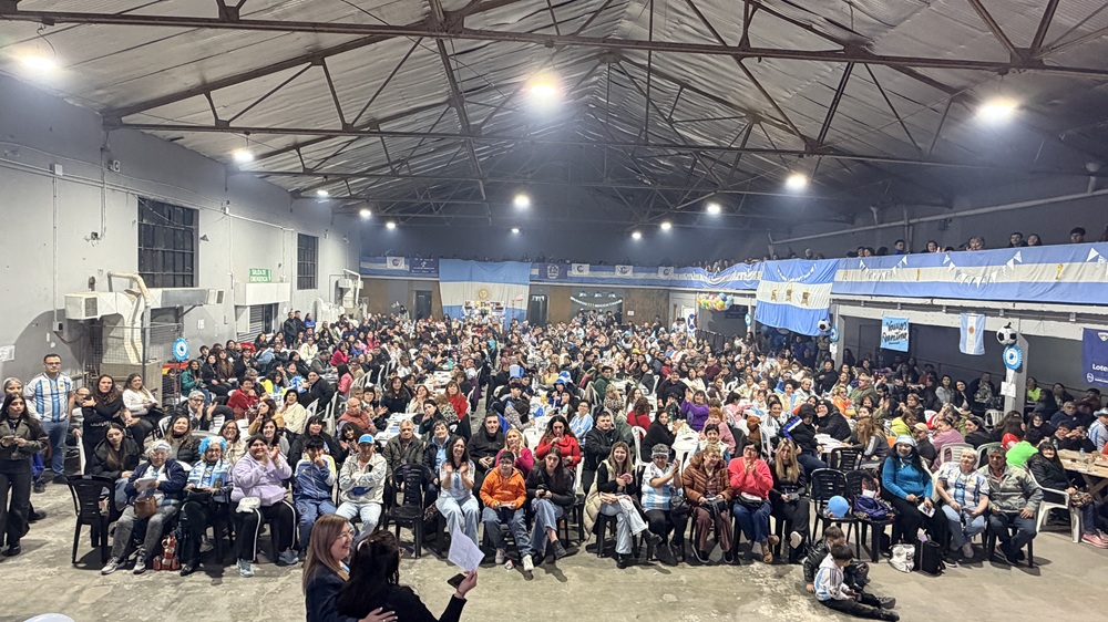 El premio mayor del Telebingo se quedó en Puerto San Julián en una noche de emoción y festejos