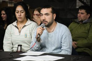 La Biblioteca Provincial cerró el ciclo de cafés literarios sobre Malvinas con memoria y emoción compartida