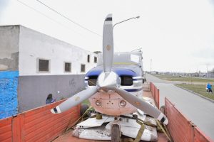 Llegó a Río Gallegos una aeronave para fortalecer la formación de técnicos aeronáuticos en la Escuela Industrial N° 6