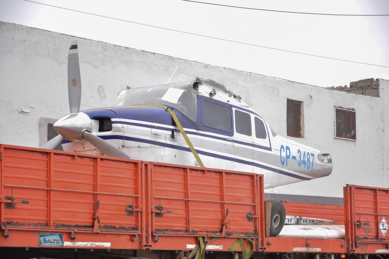 Llegó a Río Gallegos una aeronave para fortalecer la formación de técnicos aeronáuticos en la Escuela Industrial N° 6
