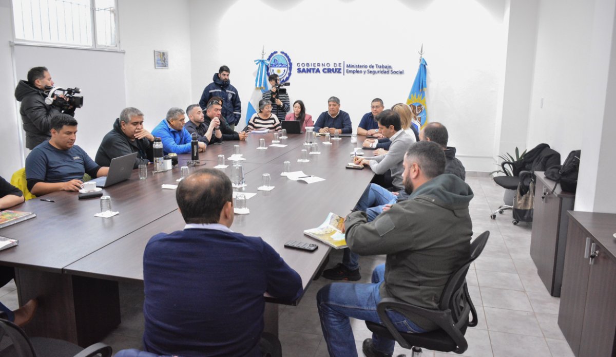 El encuentro tuvo lugar en las instalaciones de la Cartera de Trabajo en Río Gallegos.