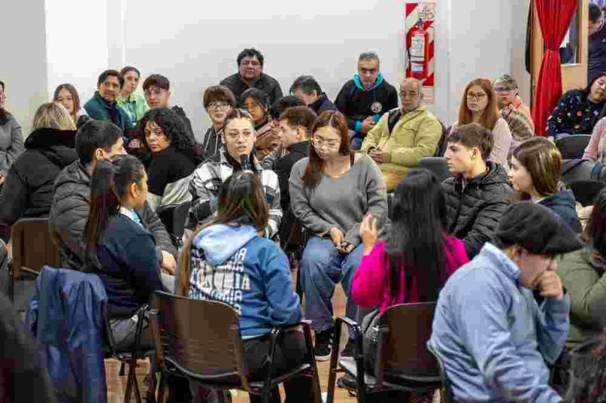 Gran participación.