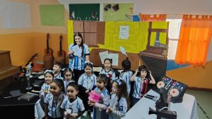 El Jardín de Infantes N° 18 celebró el Día de la Bandera con un emotivo homenaje a los Veteranos de Malvinas