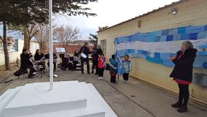 El Jardín de Infantes N° 18 celebró el Día de la Bandera con un emotivo homenaje a los Veteranos de Malvinas