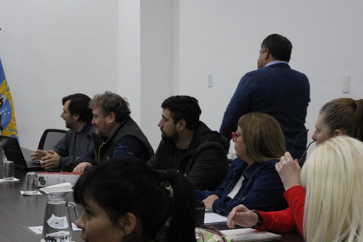 Paritaria Central: el Gobierno presentó una propuesta salarial acumulativa del 17,3% y habrá un nuevo encuentro la próxima semana