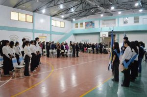 Colegio Secundario 38, prometieron a la Bandera.