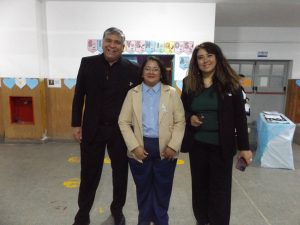 Estudiantes de la modalidad de jóvenes y adultos prometieron lealtad a la bandera nacional