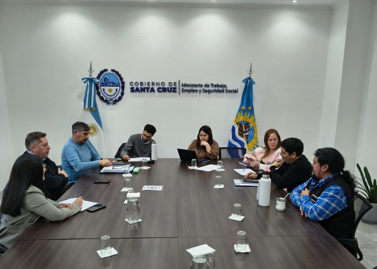 El Gobierno Provincial presentó una propuesta salarial para trabajadores de Canal 9 y la negociación pasó a cuarto intermedio
